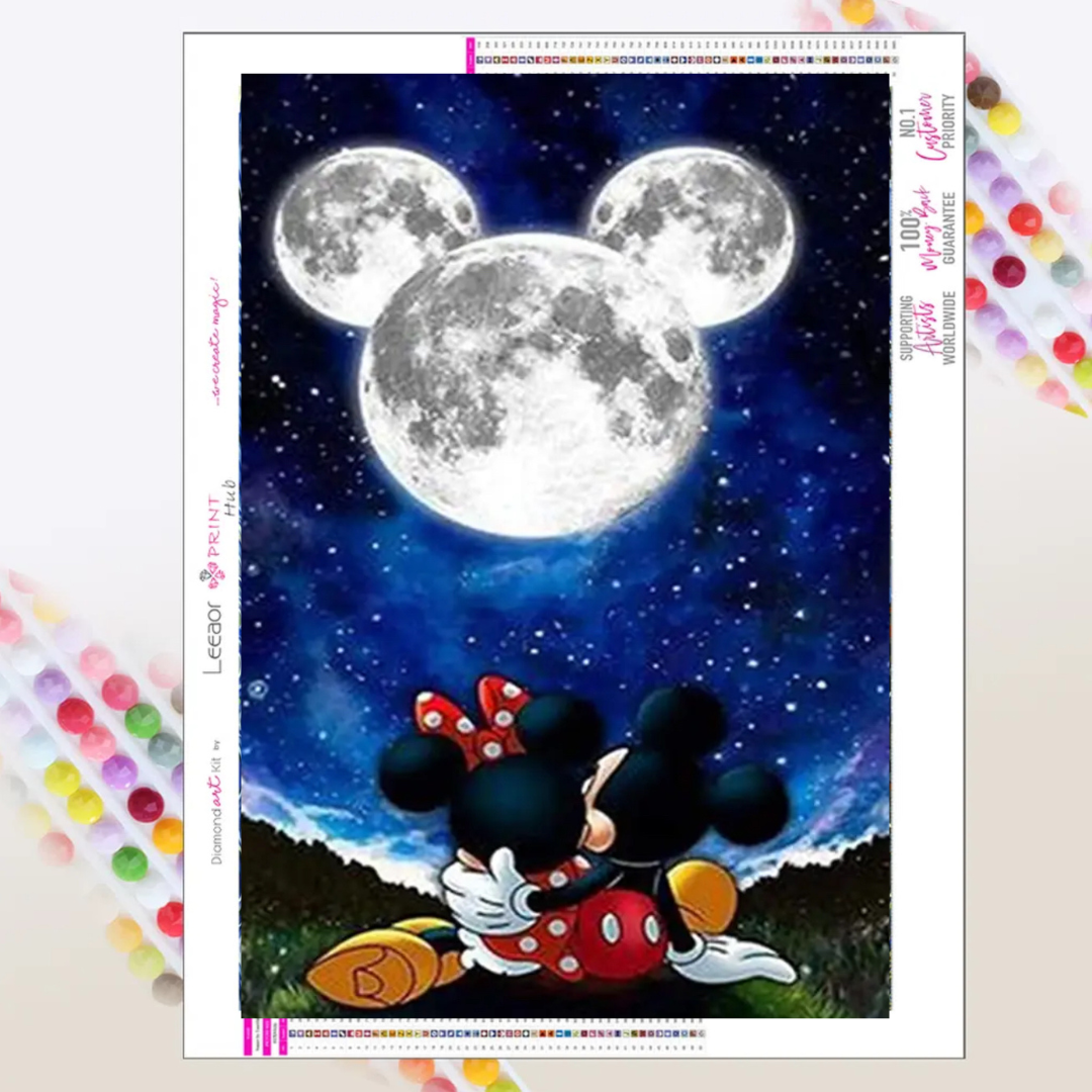 Mickey Luna Arte con diamantes  30x40