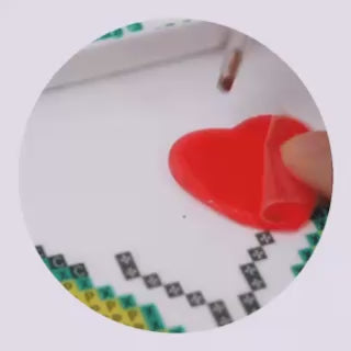 Preparar el lápiz aplicador con cera para diamond painting